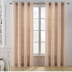 Keeco chalky scroll coral 2 curtain panels 54”x84”